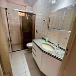 Quarto A Poucos Metros Da Praia De Balneario Camboriu